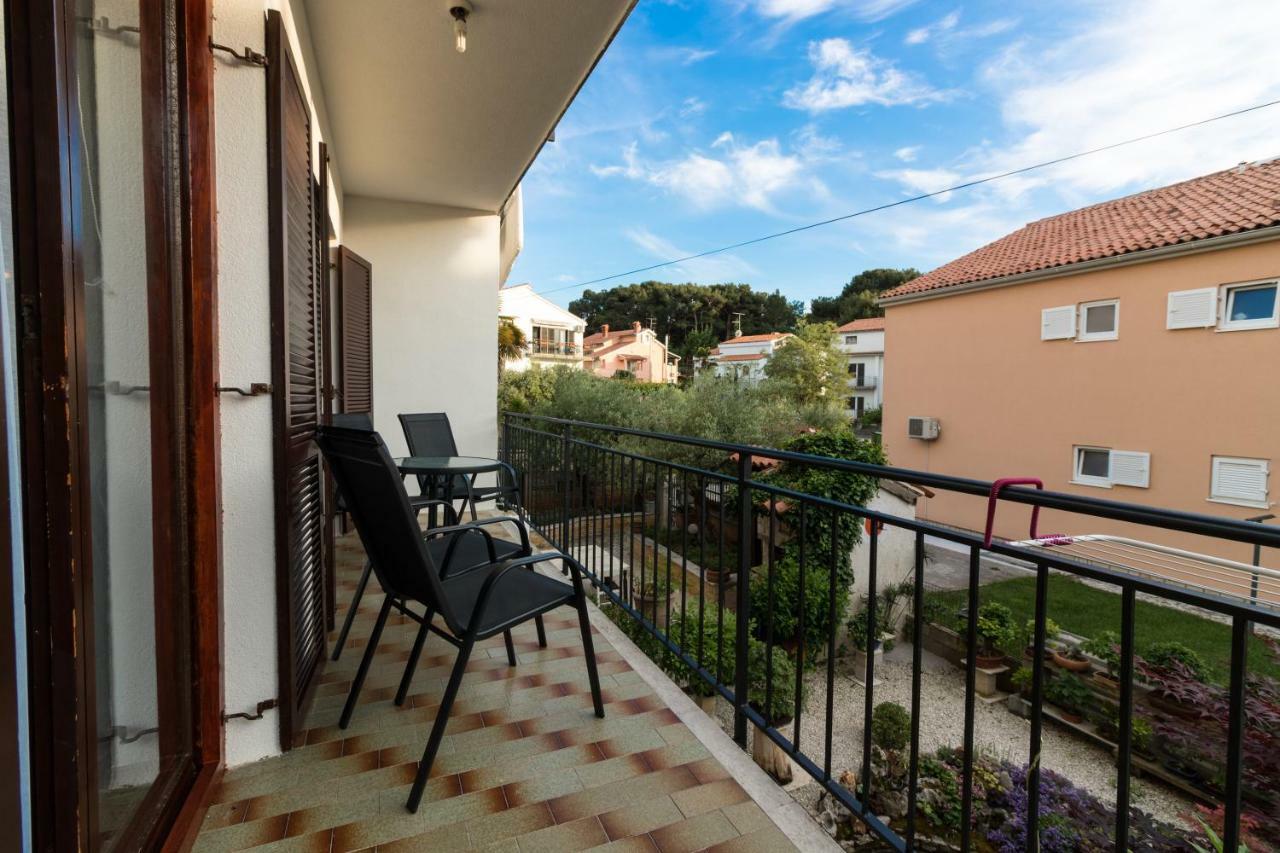 Apartment Beautiful Garden By Rent Istria Porec Exterior photo